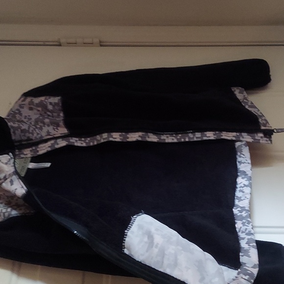 SALE‼️ Girl's jacket - Picture 4 of 5